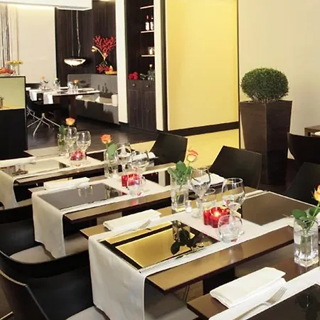 Hotel Starhotels Tourist