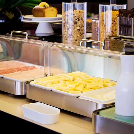 Hotel Starhotels Tourist Milan