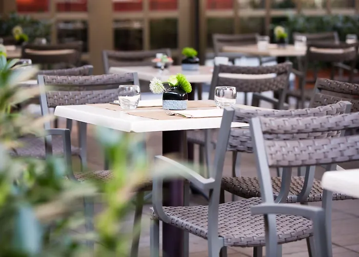 فندق Starhotels Tourist 4*