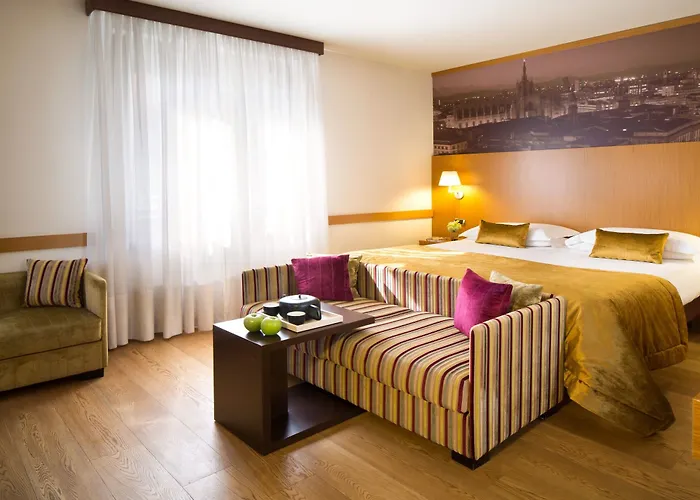 فندق Starhotels Tourist 4*